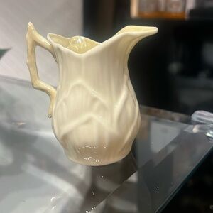 Beautiful Vintage Belleek Fine Porcelain Creamer Pitcher 5th Mark (1926-1946)